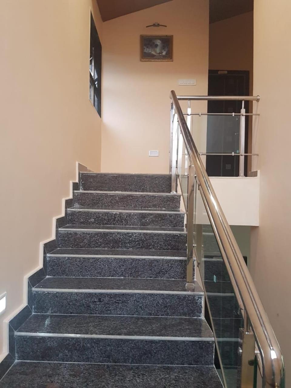 Rutu Enclave Acomodação com café da manhã Murūd Exterior foto