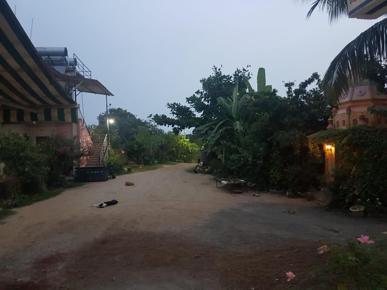 Rutu Enclave Acomodação com café da manhã Murūd Exterior foto