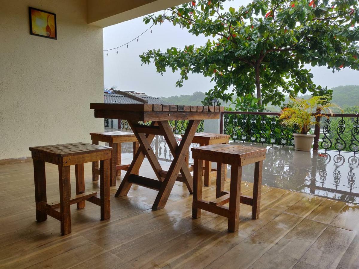 Rutu Enclave Acomodação com café da manhã Murūd Exterior foto